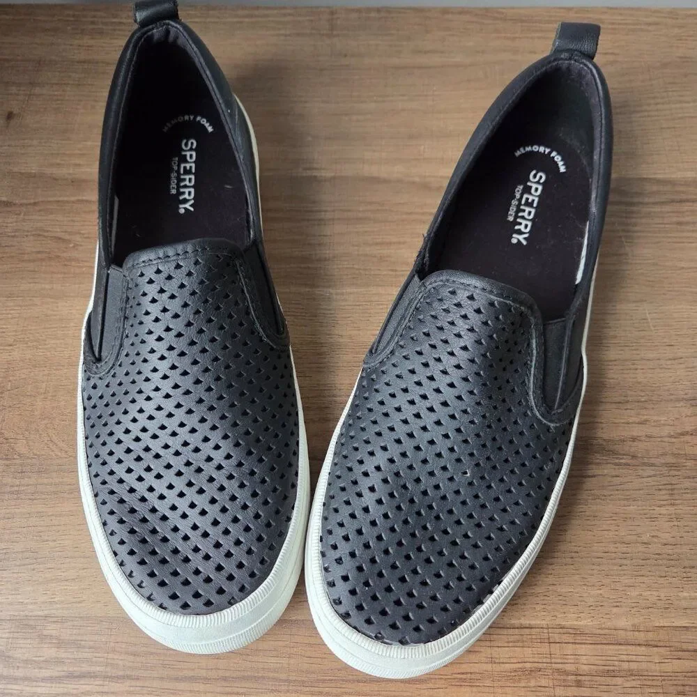 EUC SPERRY TOP SIDER BLACK GENUINE LEATHER UPPER PERFORATED SHOES SIZE 9 WOMENS